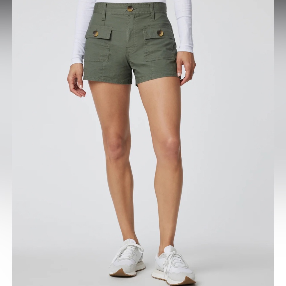 Vuori Women's Ripstop Utility Shorts army NWOT - Picture 1 of 11